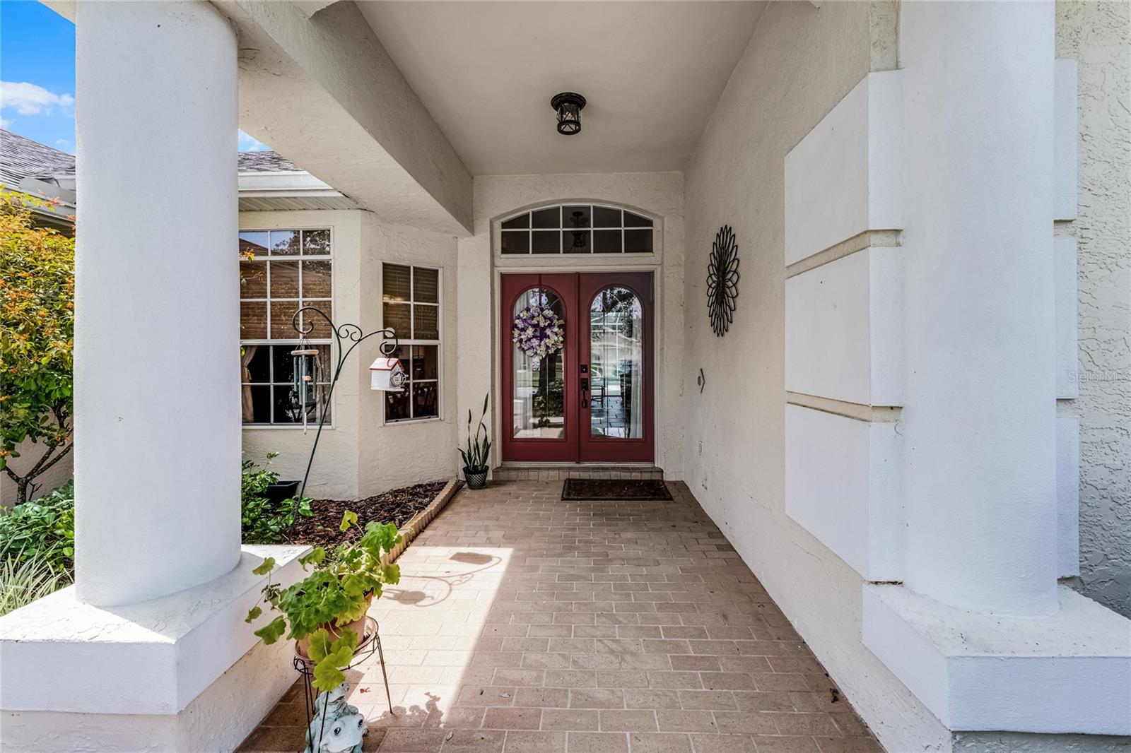 821 SHALLOW BROOK AVENUE