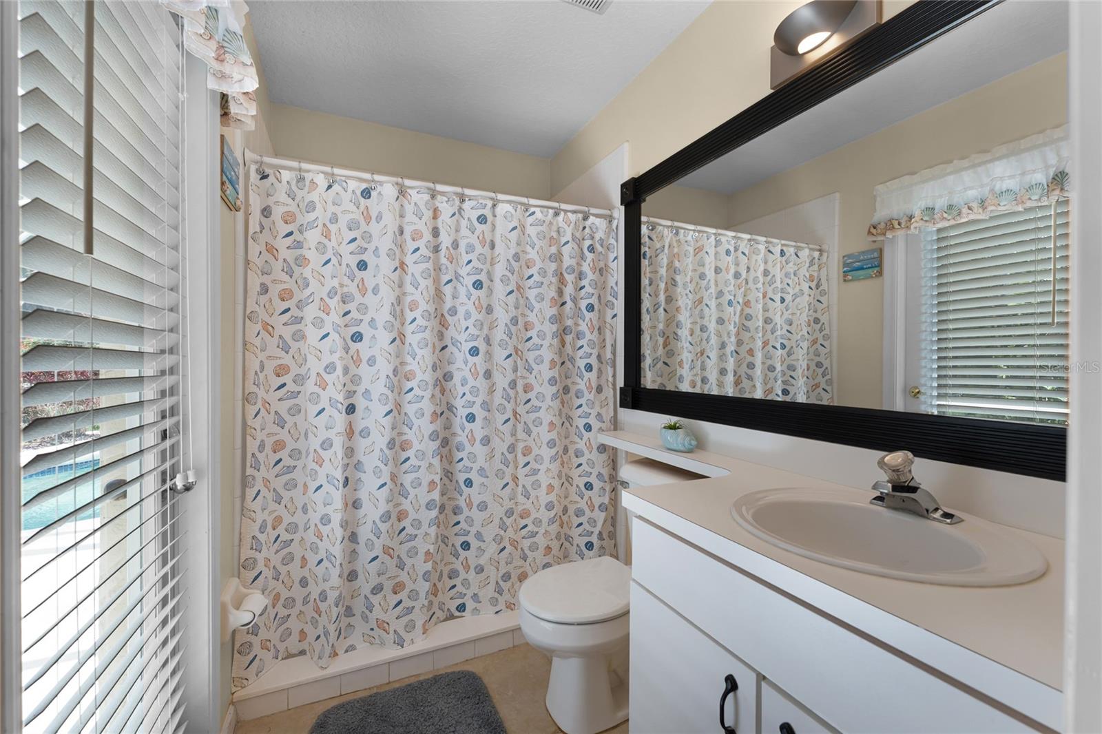 WINDING HOLLOW UNIT 3 - Residential