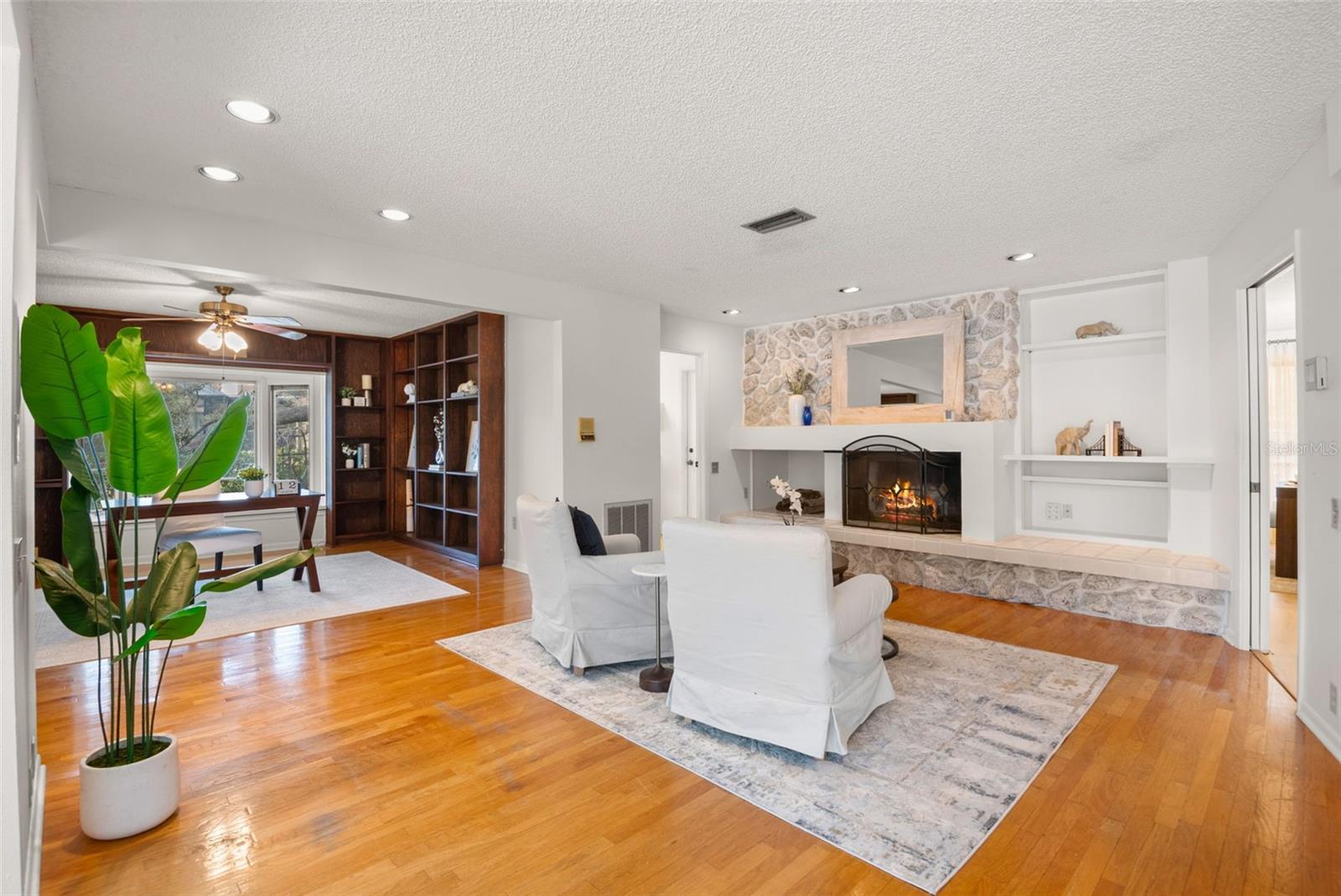 AUTUMN WOODS-UNIT III - Residential