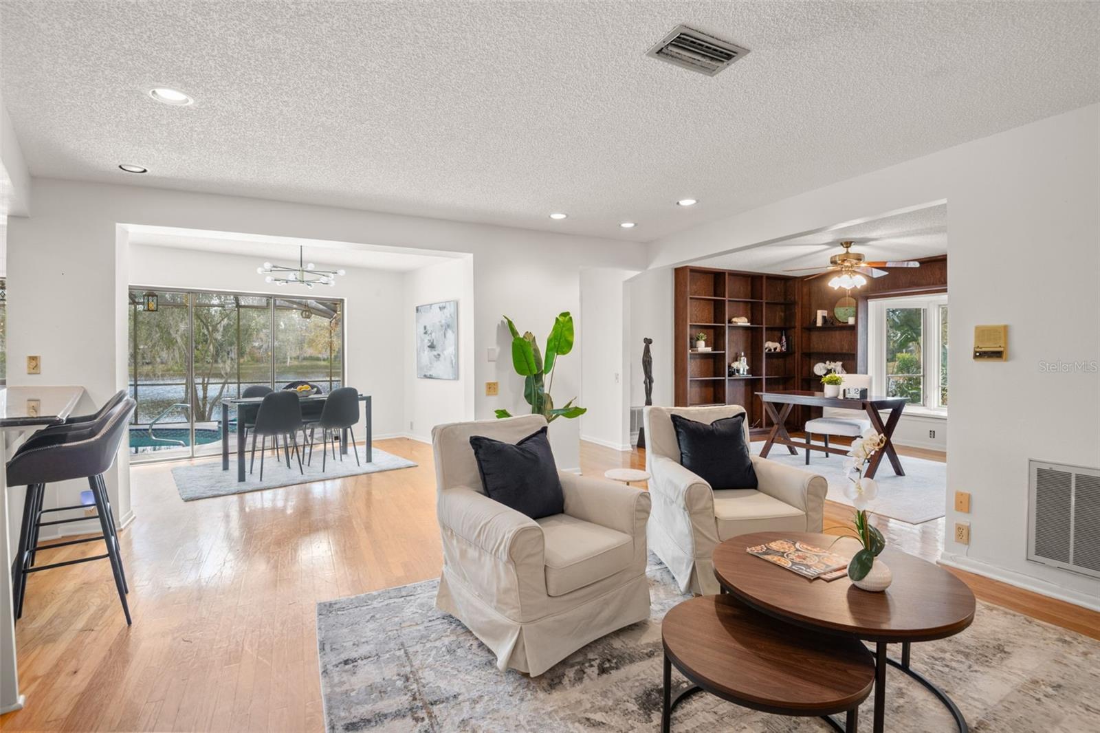 AUTUMN WOODS-UNIT III - Residential