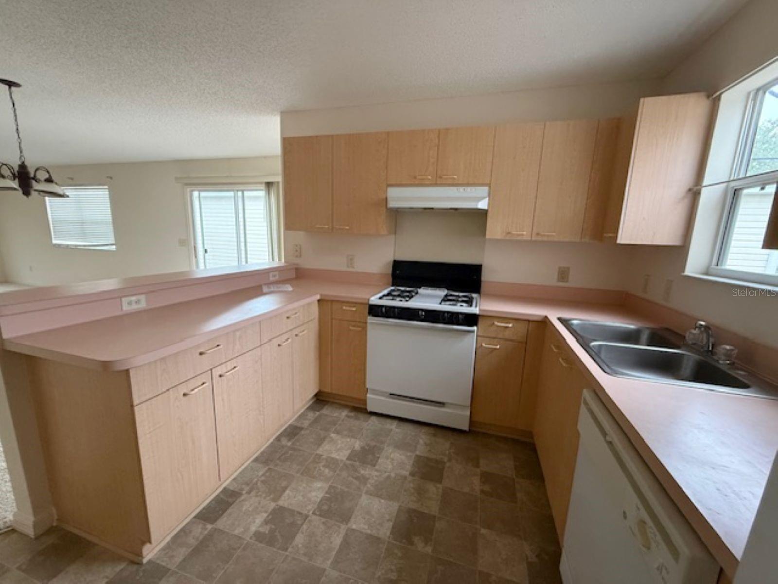 VILLAGES/MARION VILLAS/BROMLEY - Residential