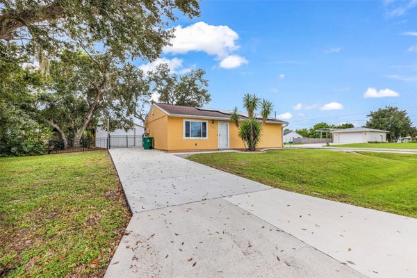 21427 MICHIGAN AVE, PORT CHARLOTTE, FL 33952 - Image 084e67ea839fba21b4c778fa1849eaf2/2867026674