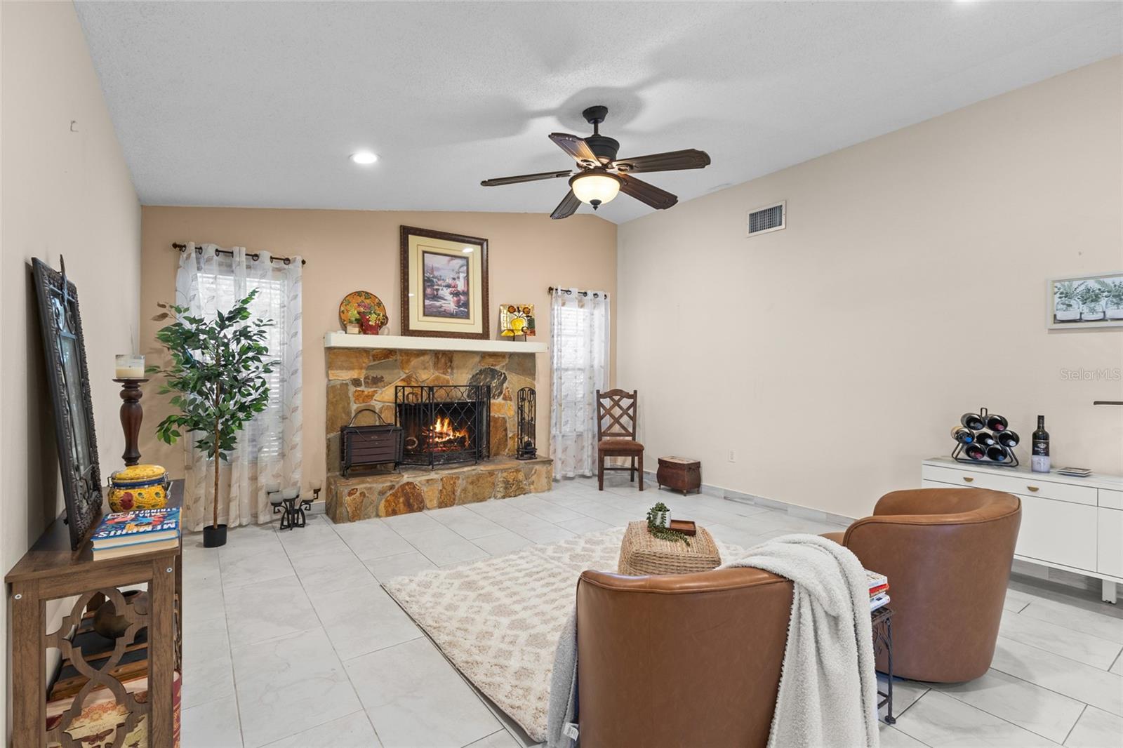 LAKE SARASOTA - Residential