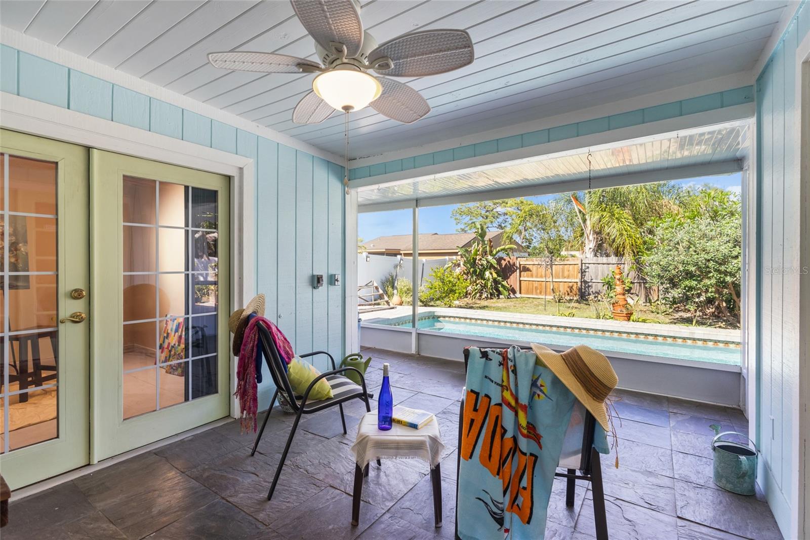 LAKE SARASOTA - Residential