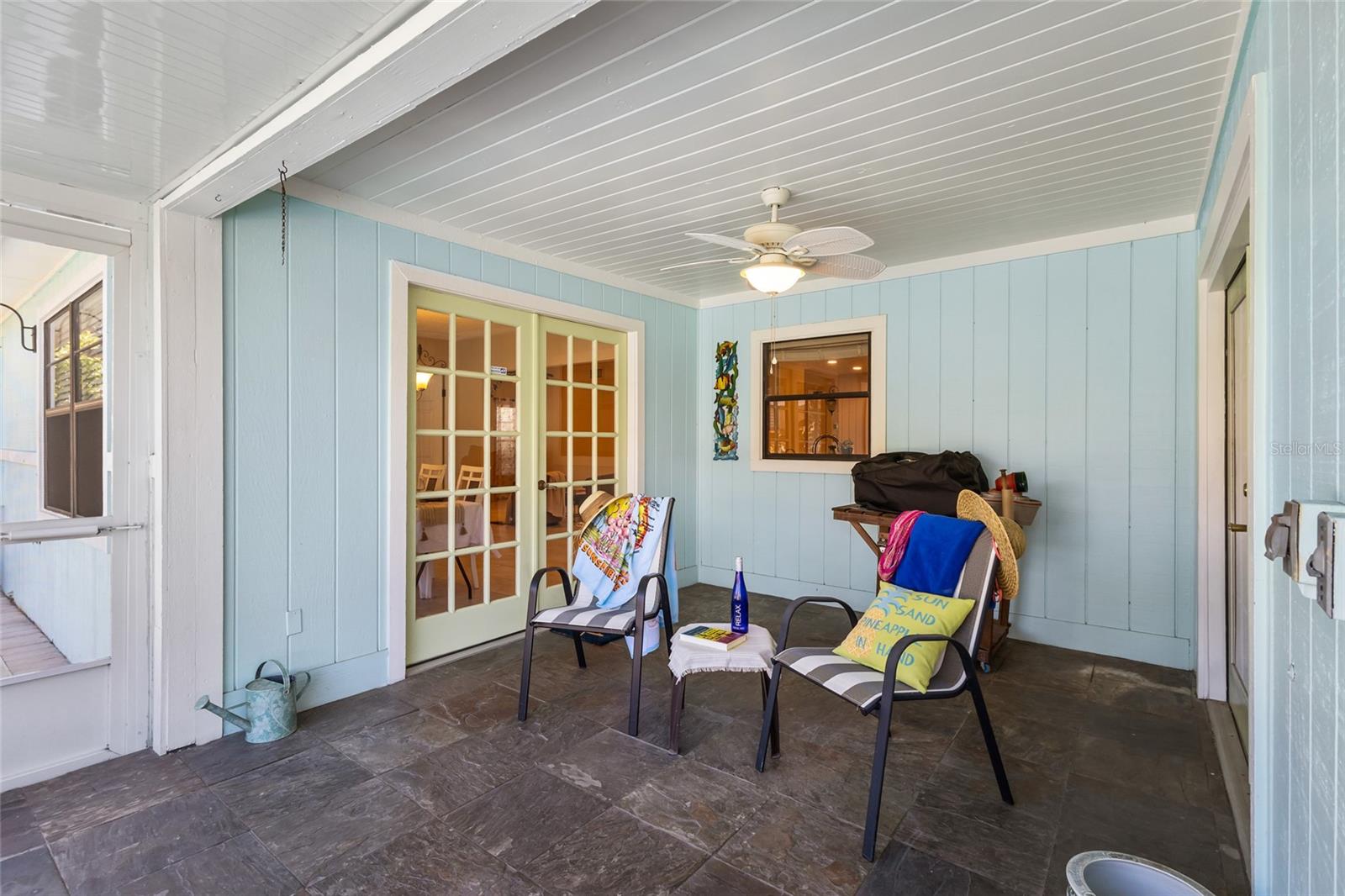 LAKE SARASOTA - Residential