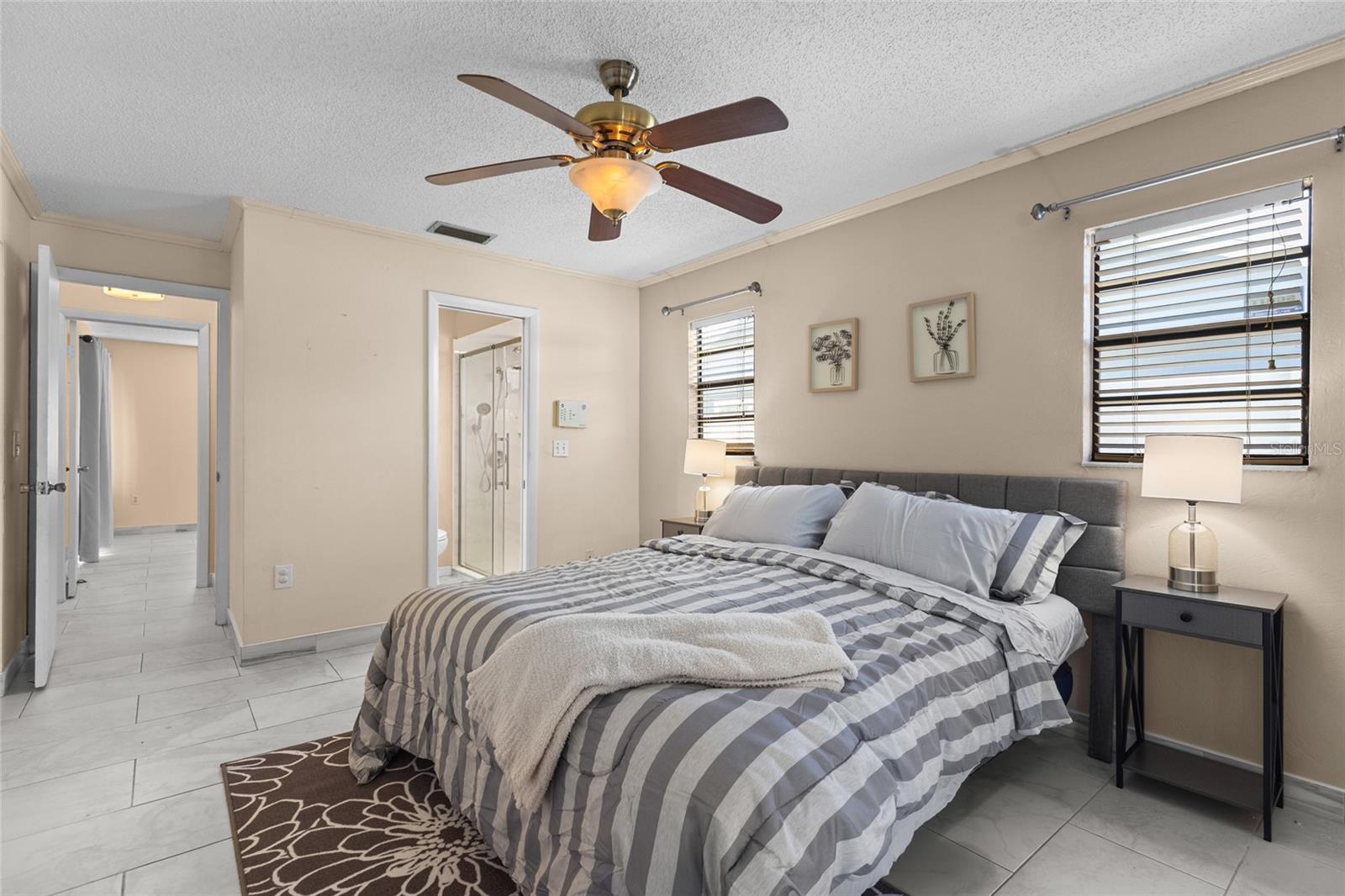 LAKE SARASOTA - Residential