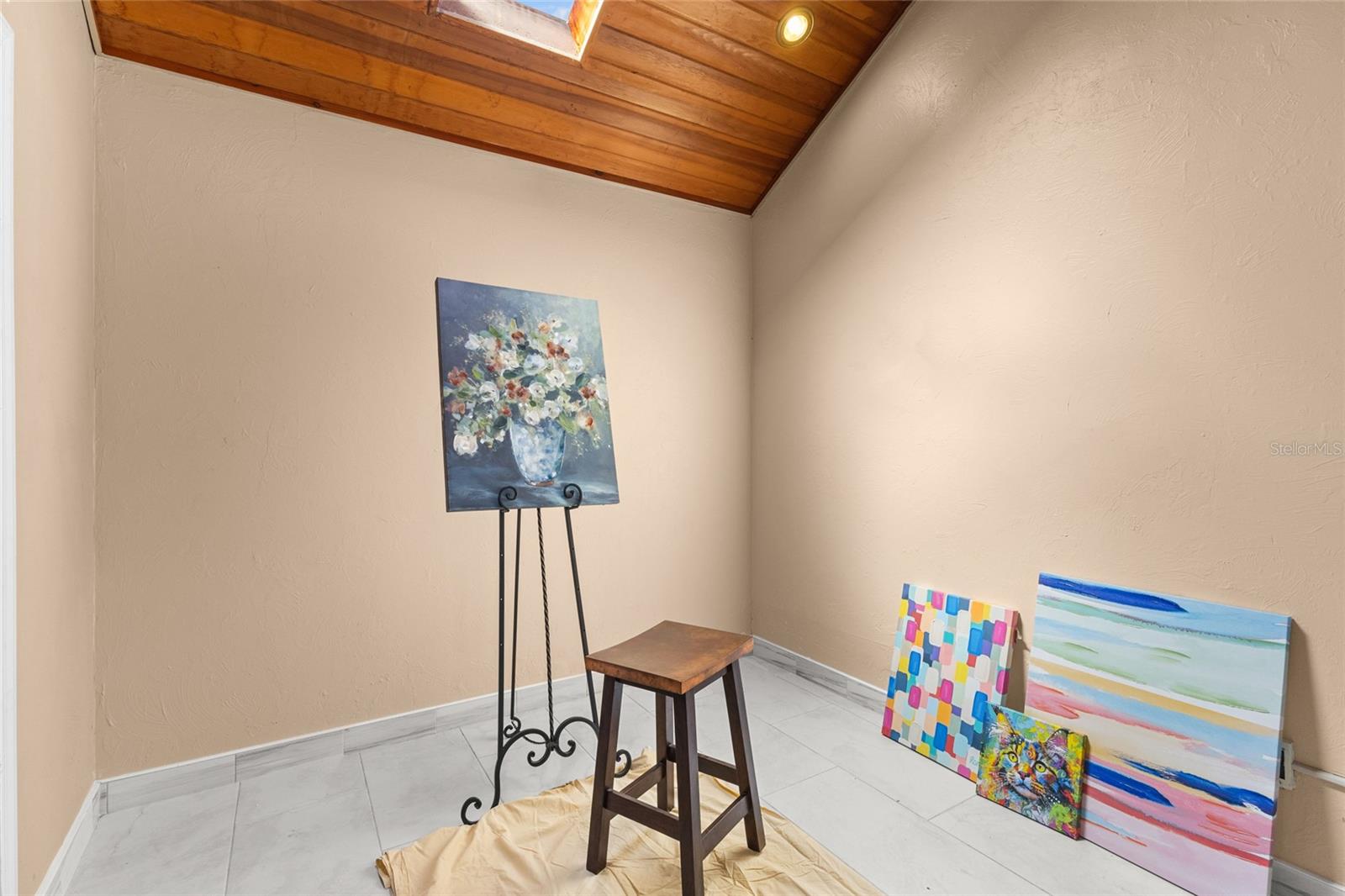 LAKE SARASOTA - Residential