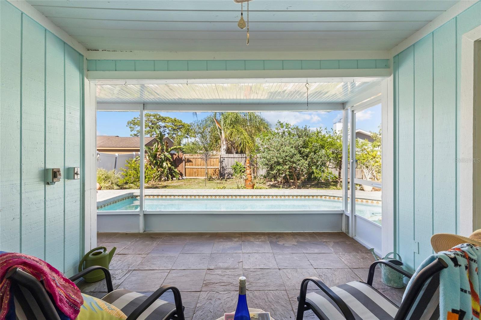 LAKE SARASOTA - Residential