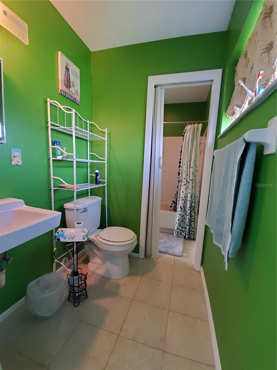 JOCKEY CLUB OF NORTH PORT FLORIDA - Residential
