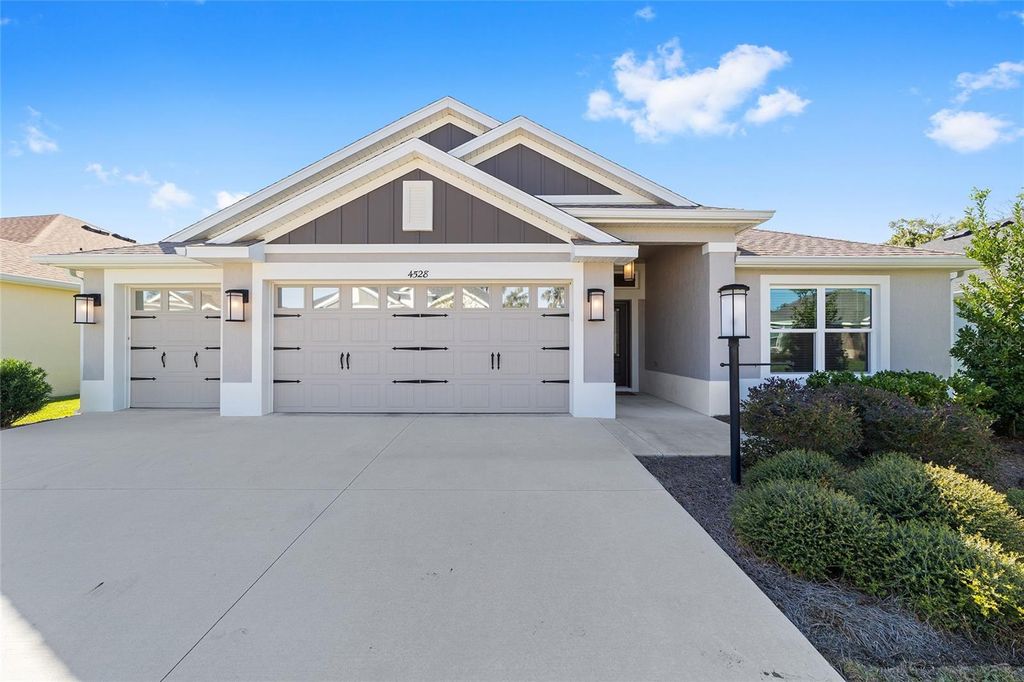 Photo of 4528 Hayward Path, The Villages, FL 32163 (MLS # G5103528)