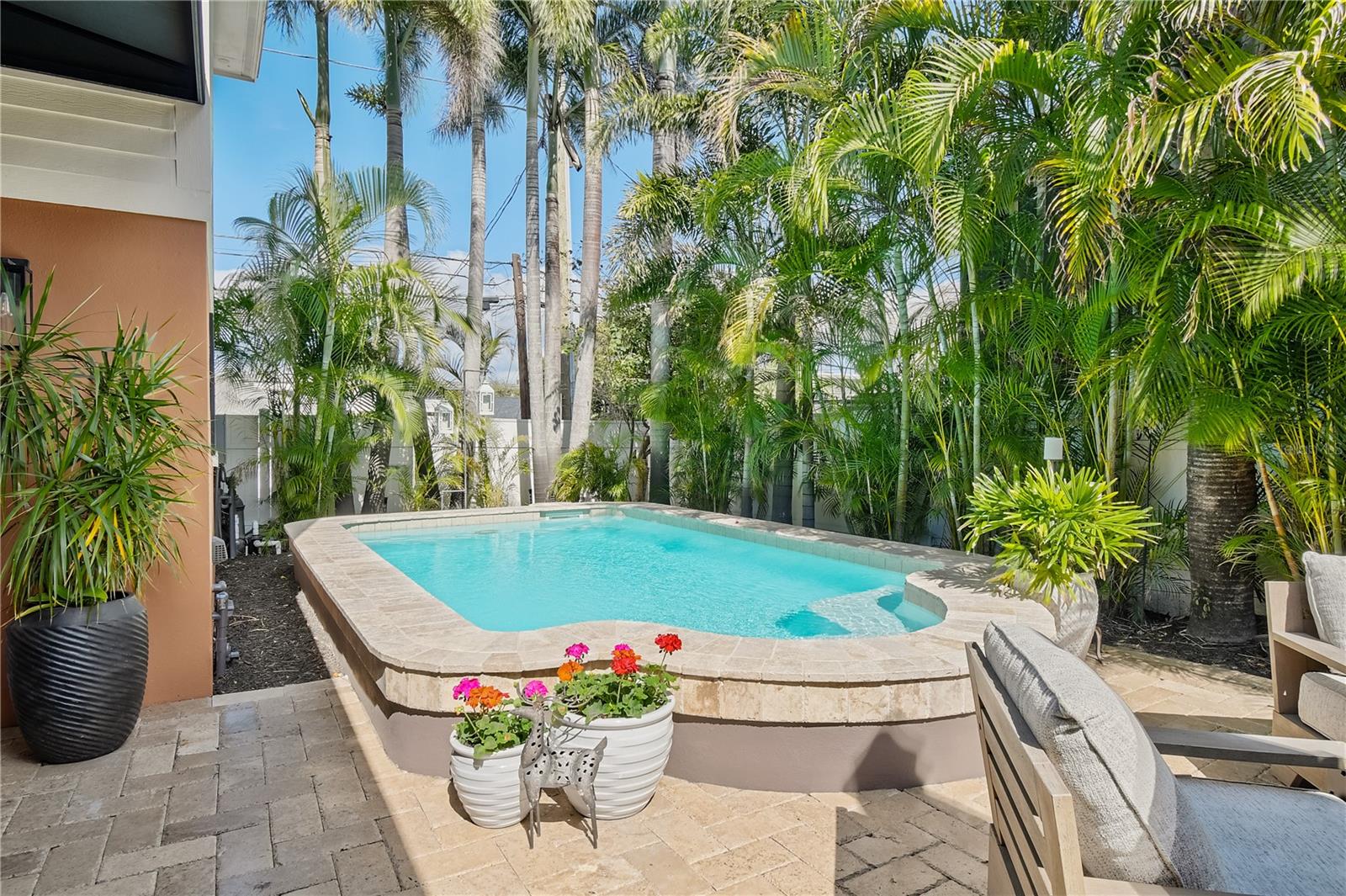 BARNARDS SUB D E - Residential