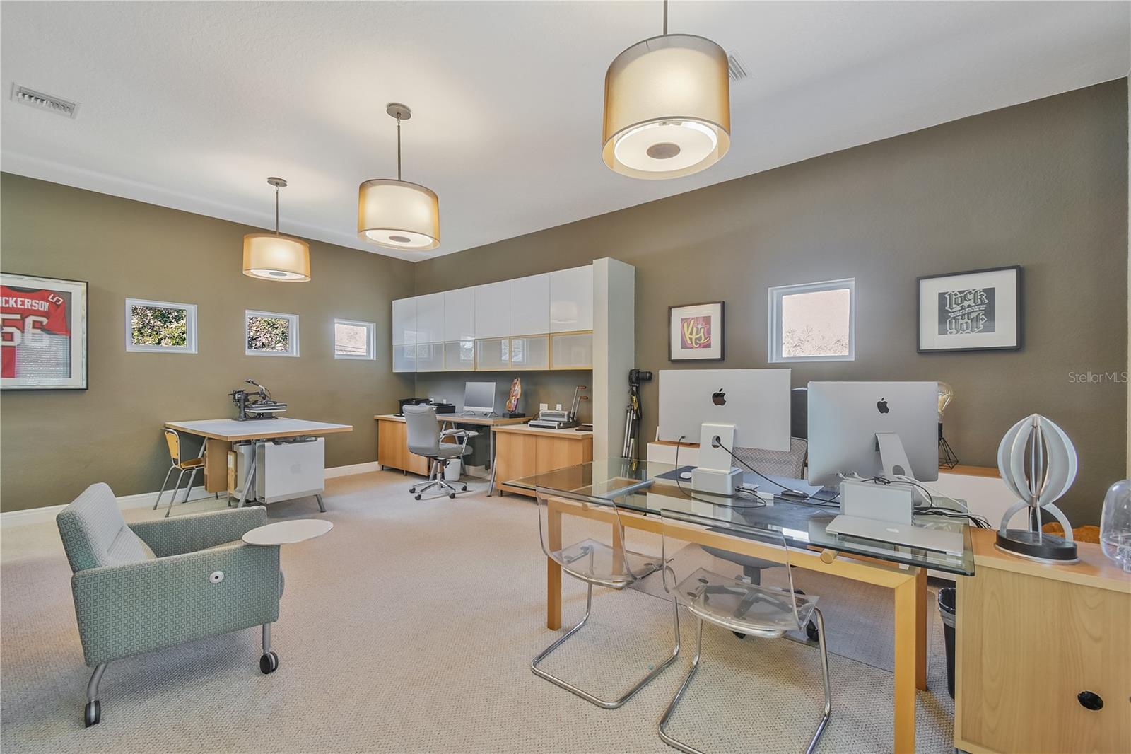 BARNARDS SUB D E - Residential