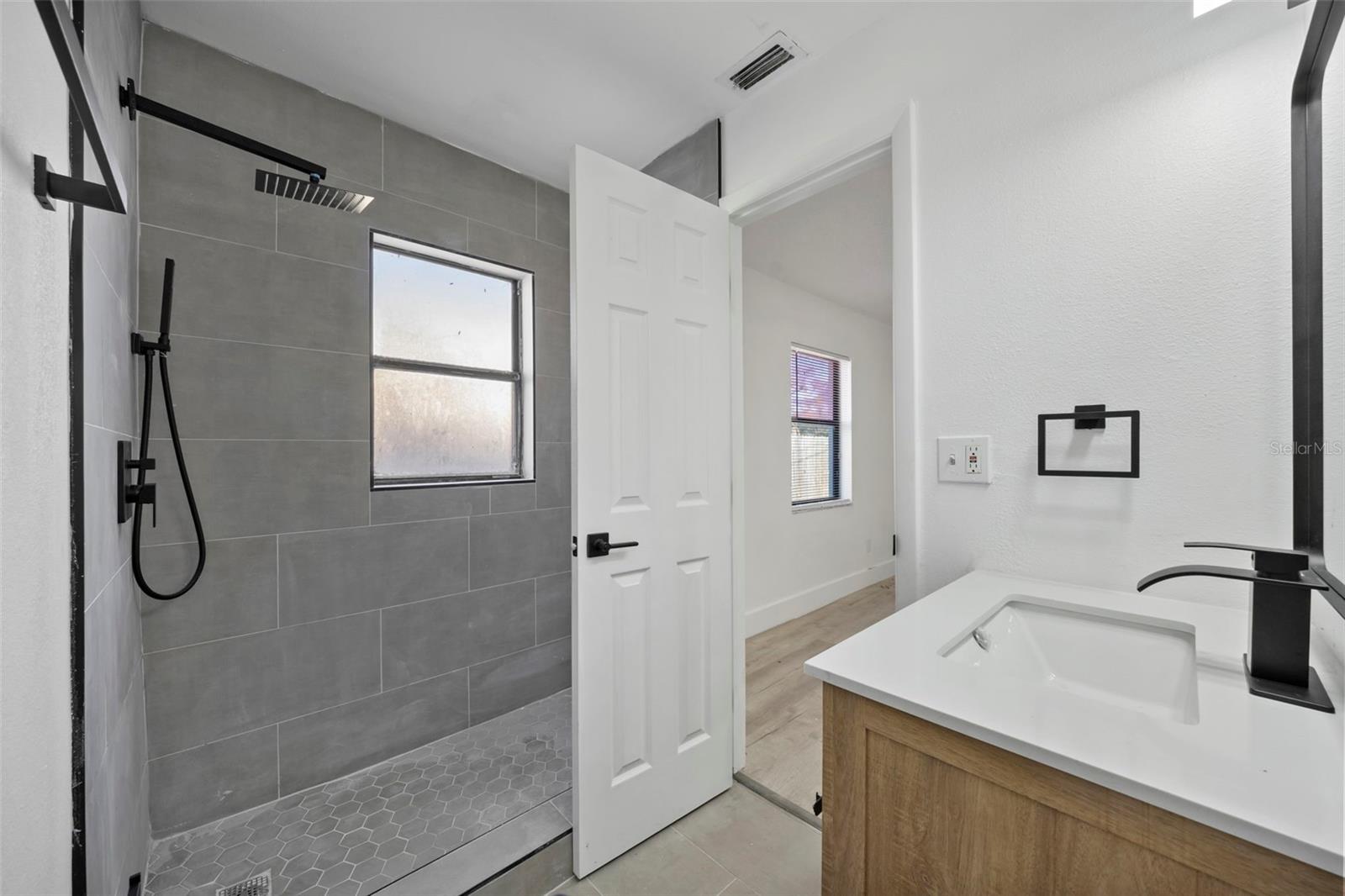 SCHULTZ REP GUS C - Residential