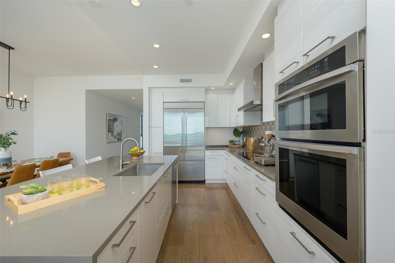 VUE SARASOTA BAY - Residential