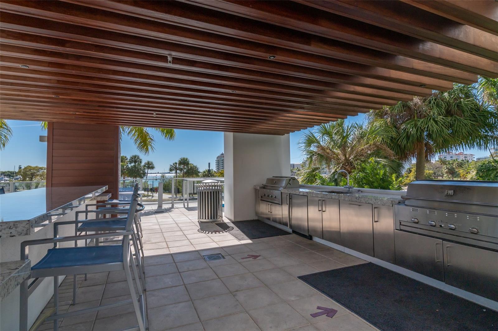 VUE SARASOTA BAY - Residential