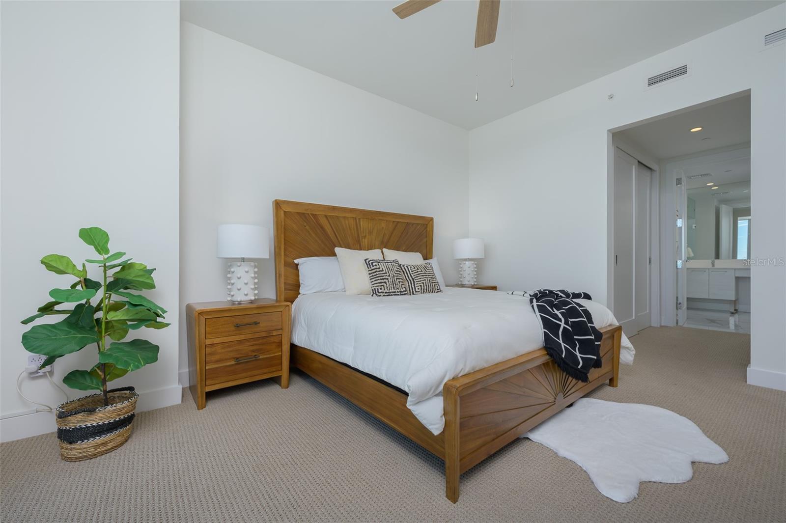 VUE SARASOTA BAY - Residential