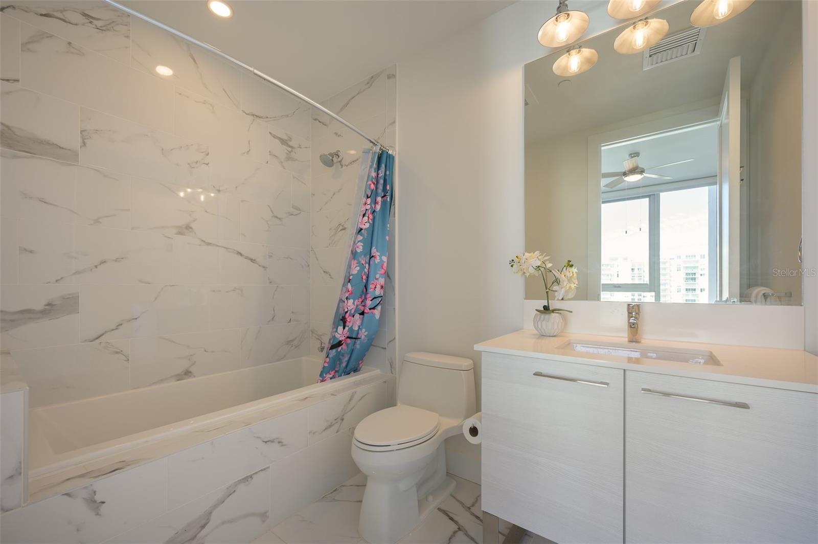 VUE SARASOTA BAY - Residential