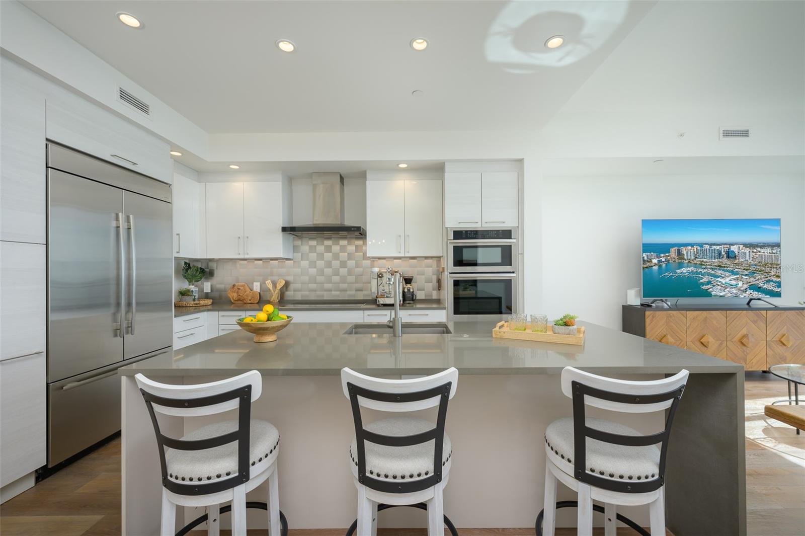 VUE SARASOTA BAY - Residential