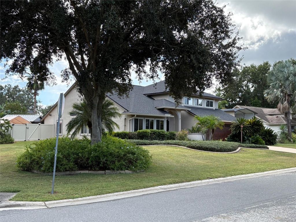 Photo of 2715 Mock Orange Court, Valrico, FL 33594 (MLS # TB8434820)