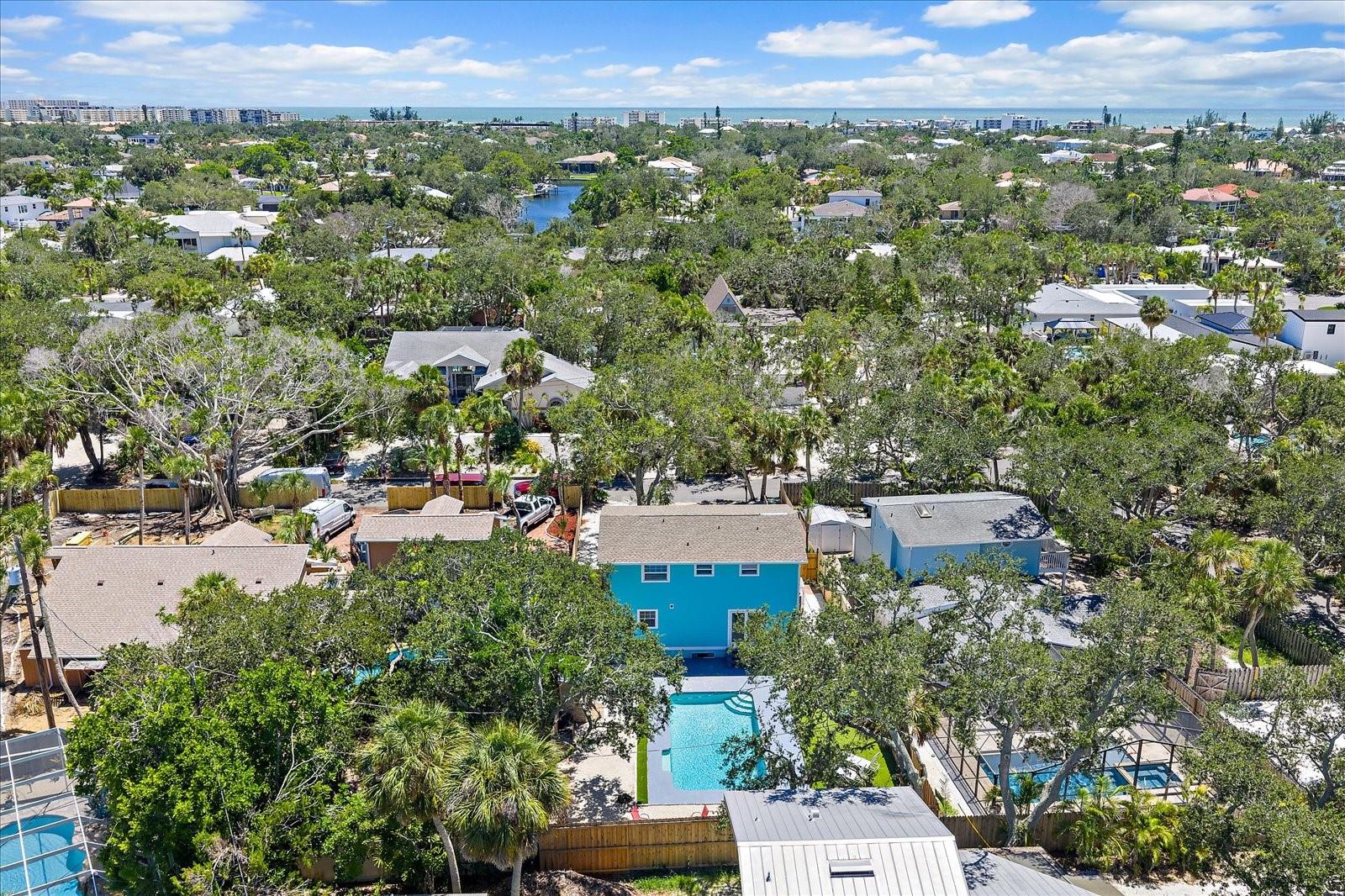 SIESTA BEACH - Residential
