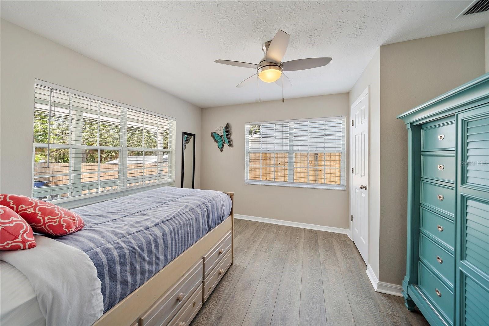 SIESTA BEACH - Residential