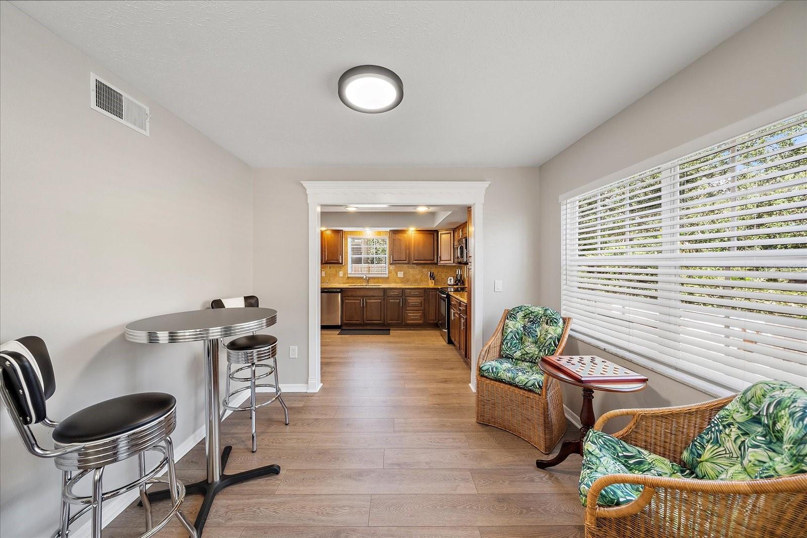 SIESTA BEACH - Residential