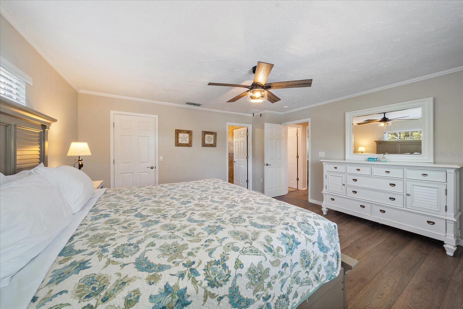 SIESTA BEACH - Residential