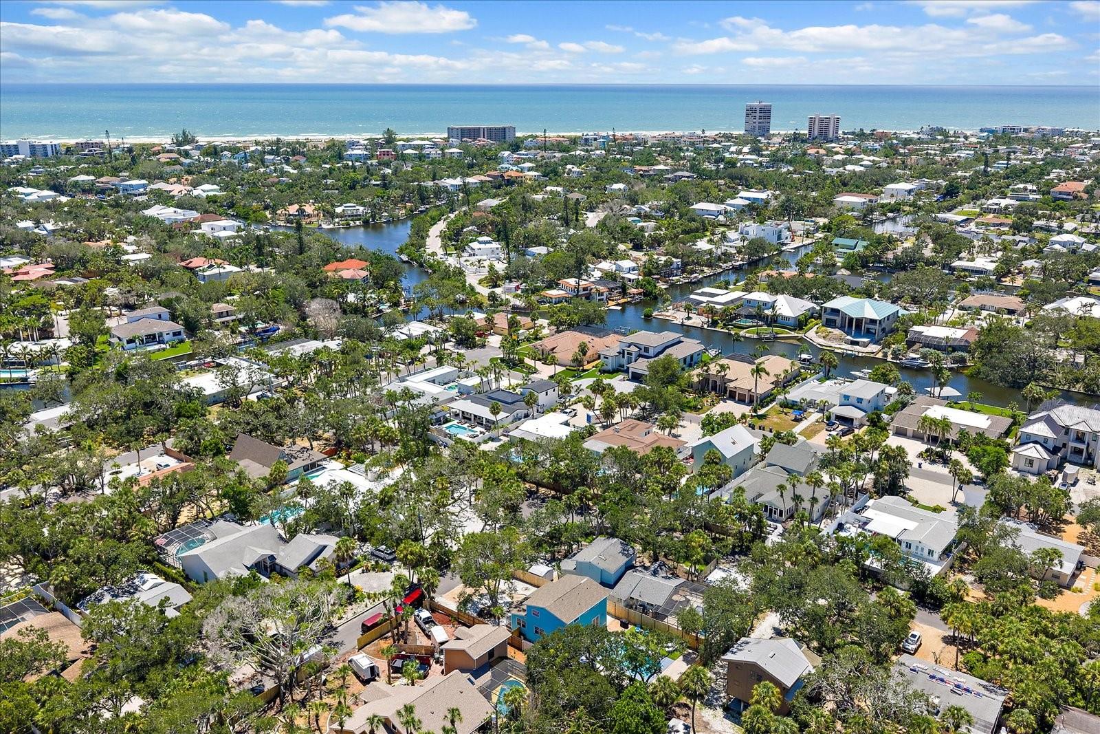 SIESTA BEACH - Residential