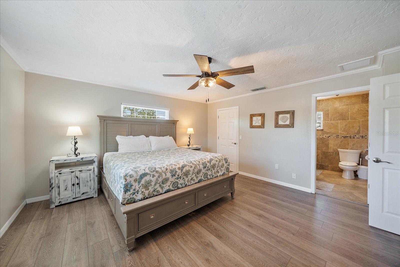 SIESTA BEACH - Residential