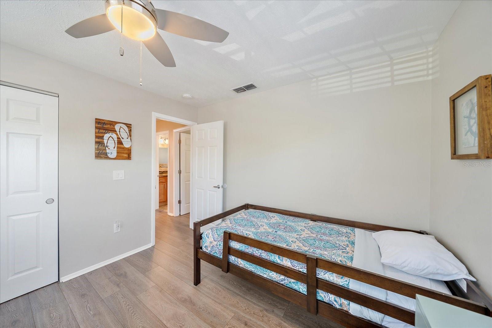 SIESTA BEACH - Residential