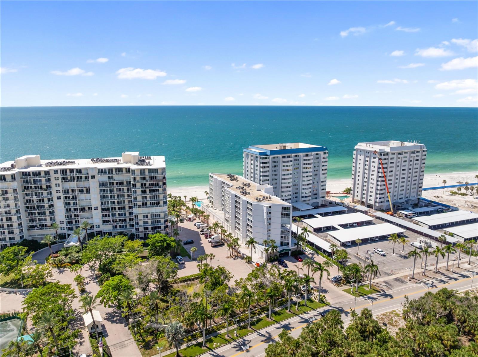 LIDO HARBOUR TOWERS - Residential