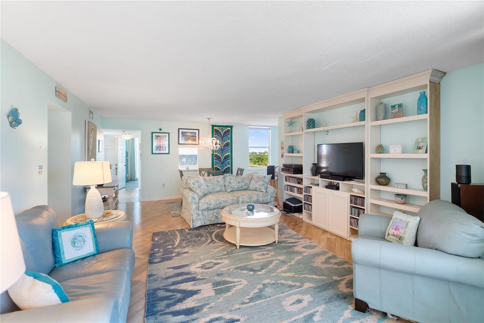 LIDO HARBOUR TOWERS - Residential