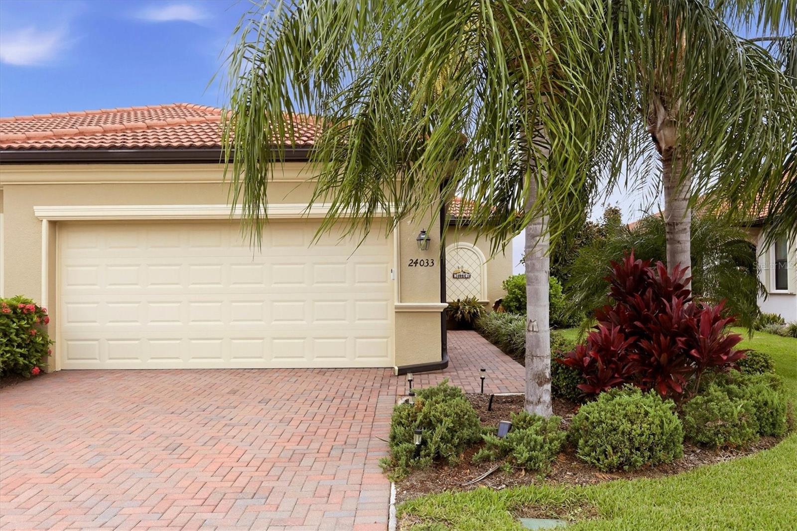 24033 CANTERWOOD WAY