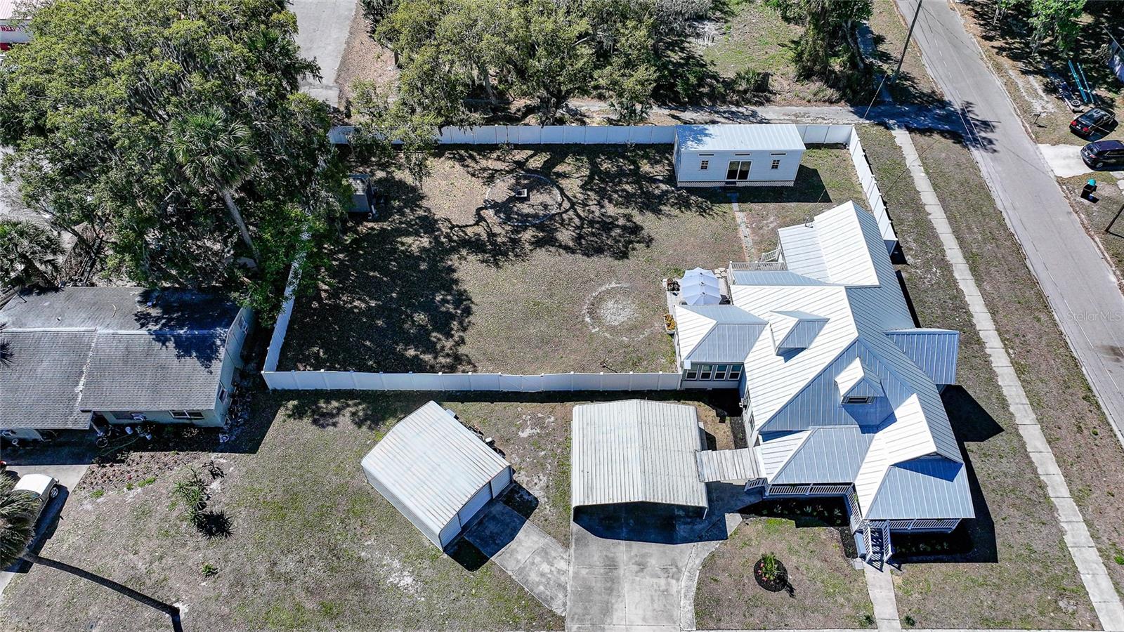 TOWN/ZOLFO SPGS - Residential