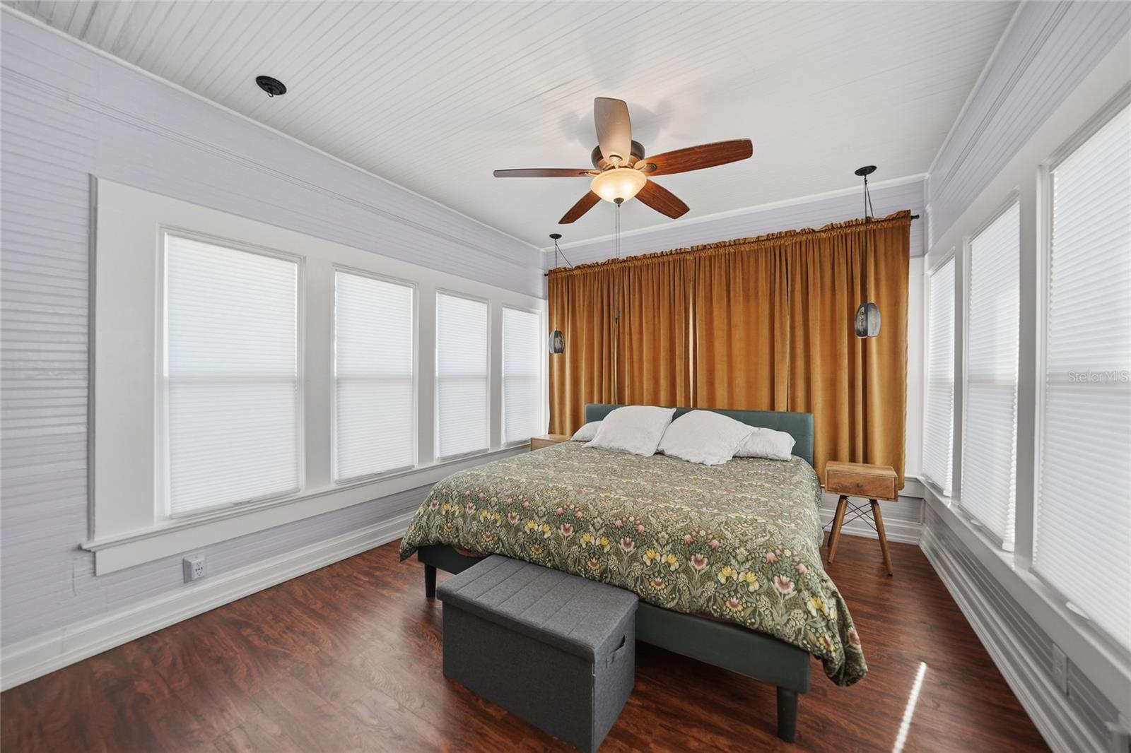 TOWN/ZOLFO SPGS - Residential