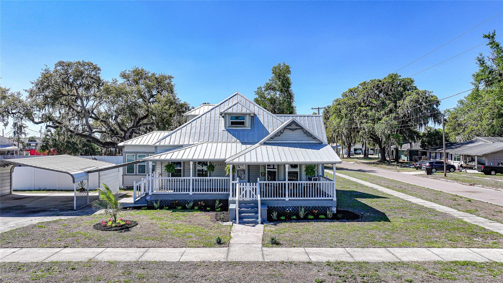 TOWN/ZOLFO SPGS - Residential