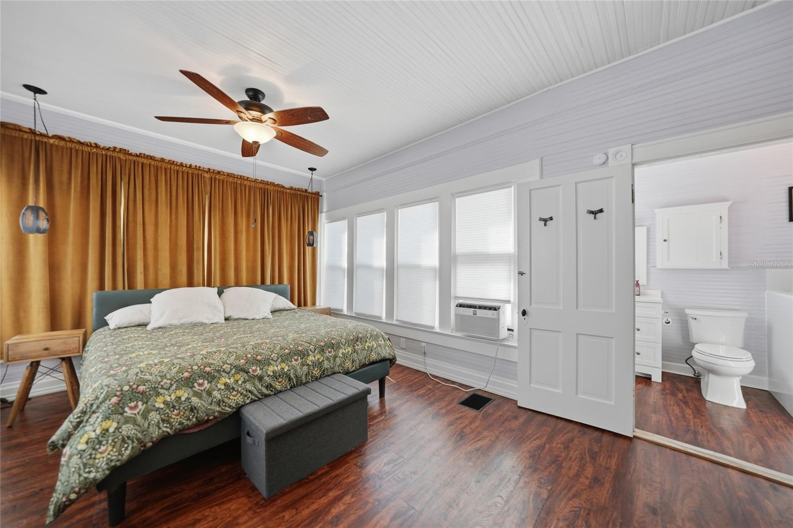 TOWN/ZOLFO SPGS - Residential