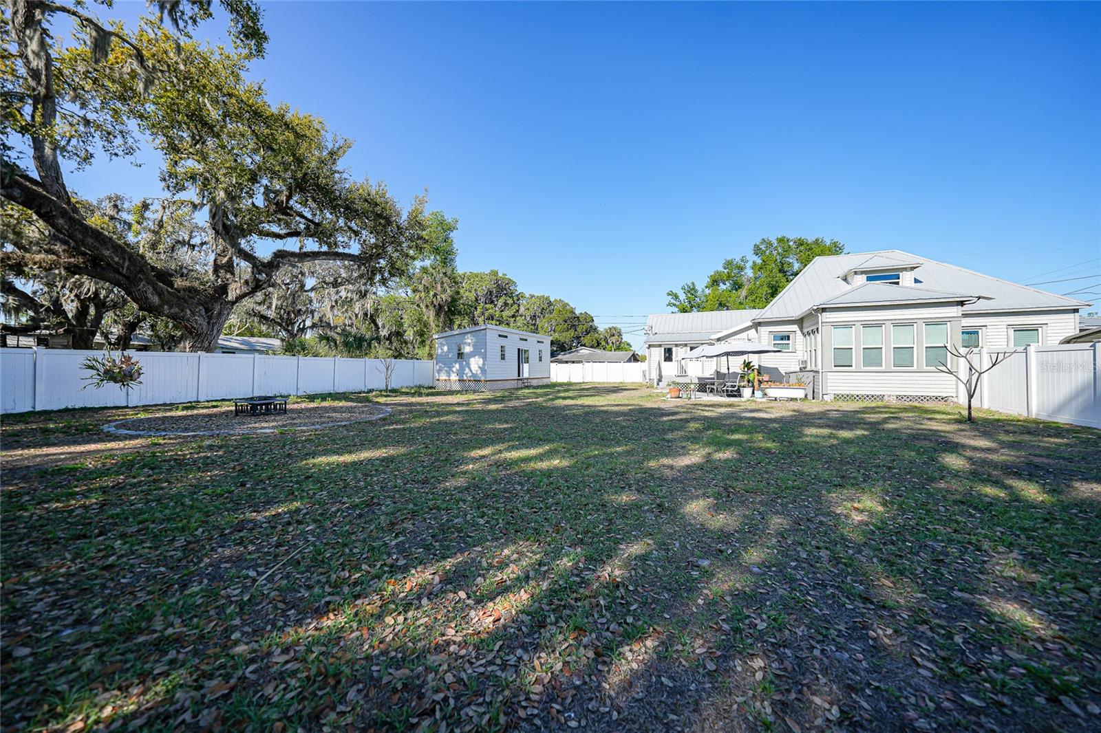 TOWN/ZOLFO SPGS - Residential