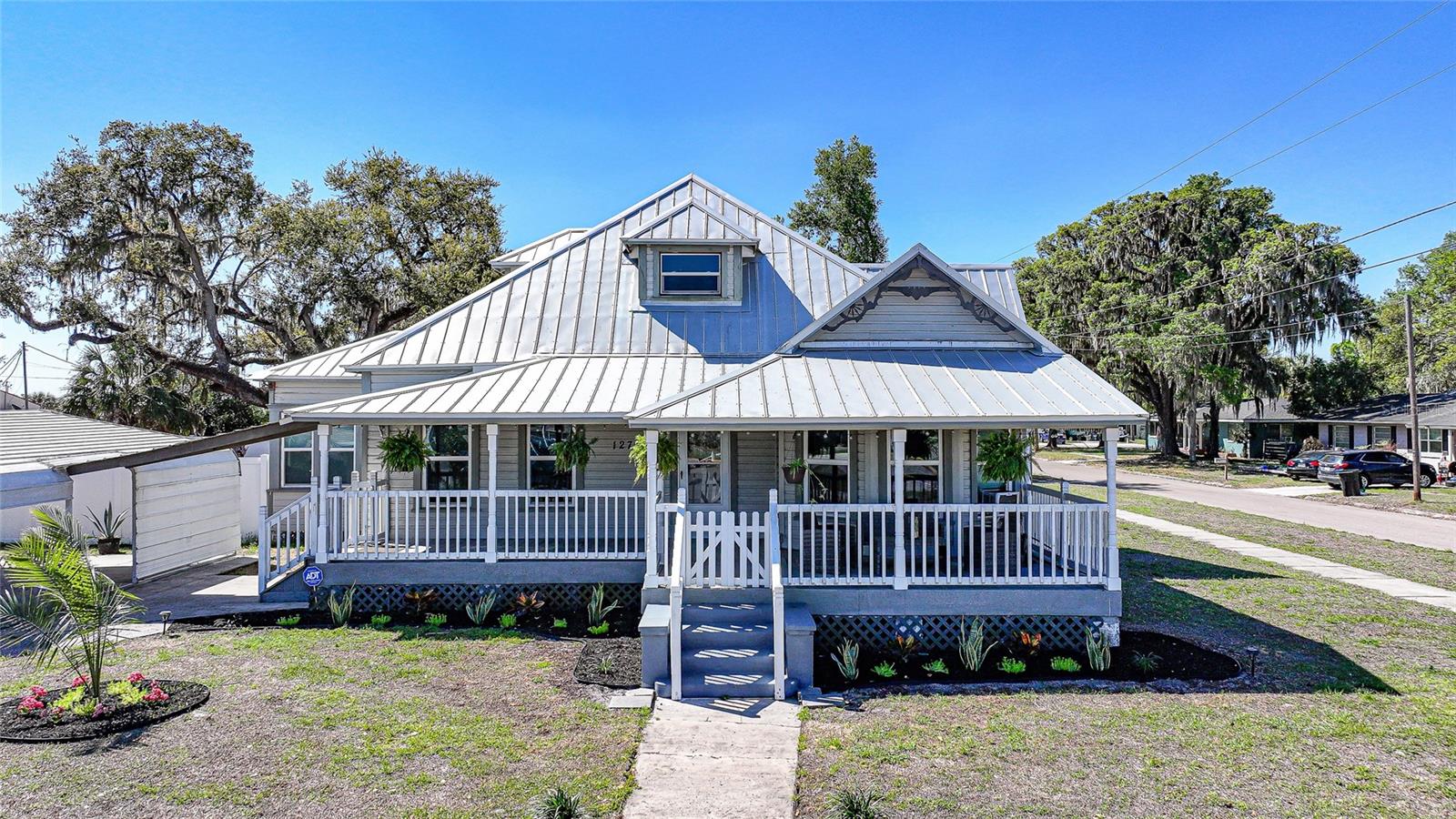 TOWN/ZOLFO SPGS - Residential