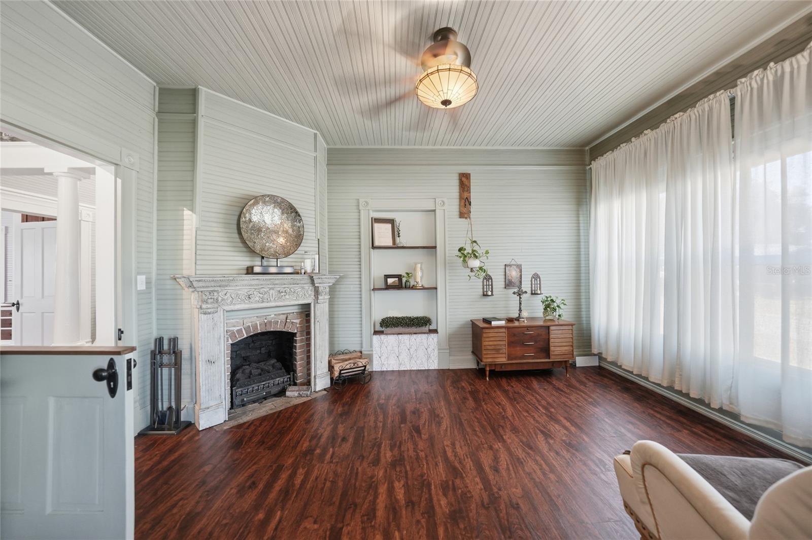 TOWN/ZOLFO SPGS - Residential