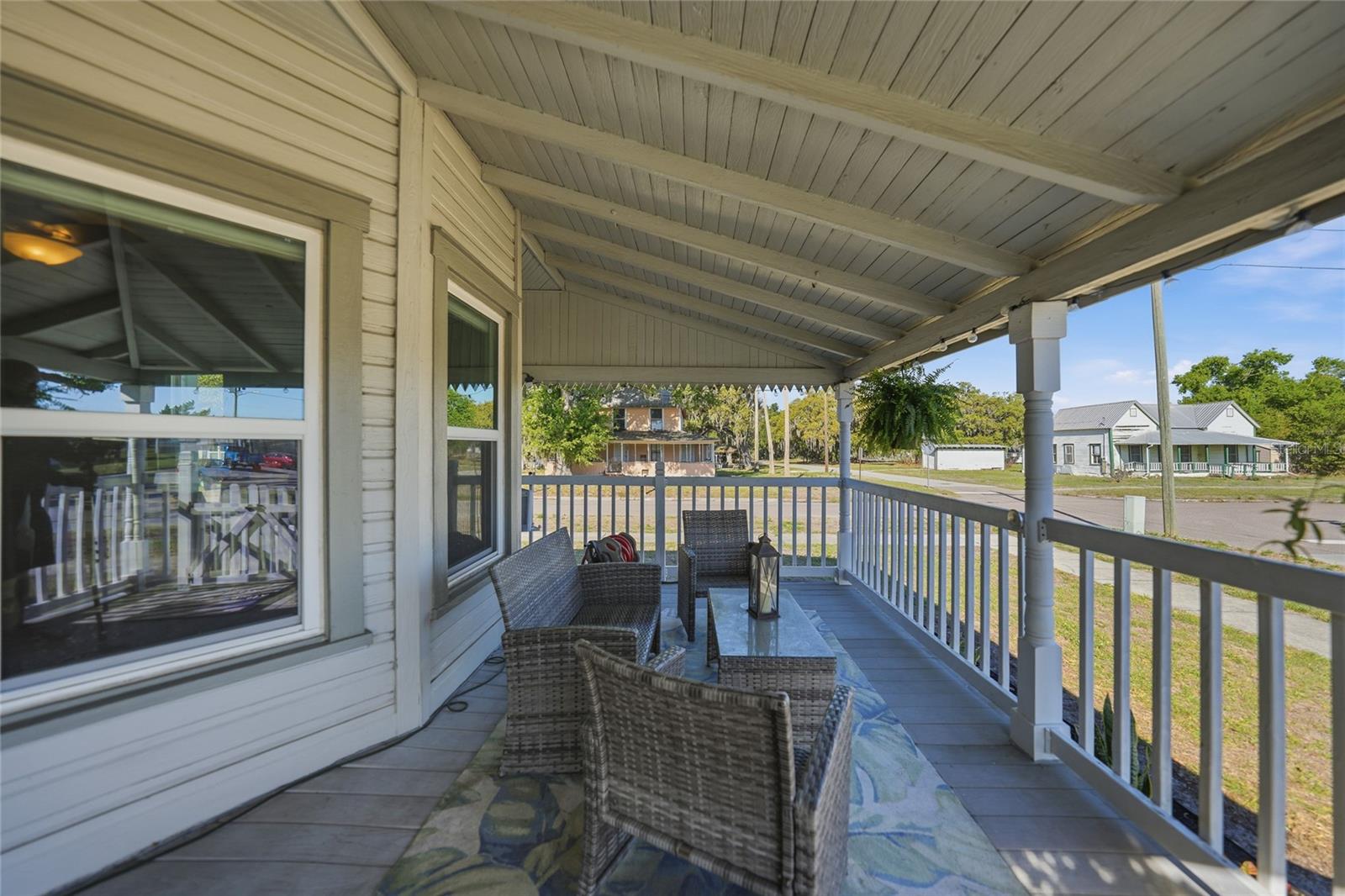 TOWN/ZOLFO SPGS - Residential