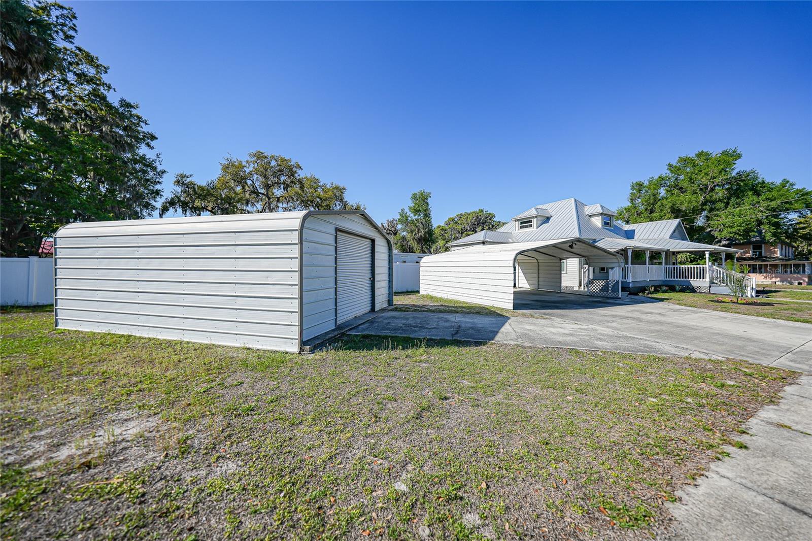 TOWN/ZOLFO SPGS - Residential