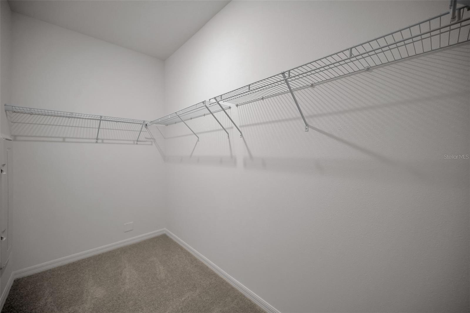 ANGELINE - Residential Lease