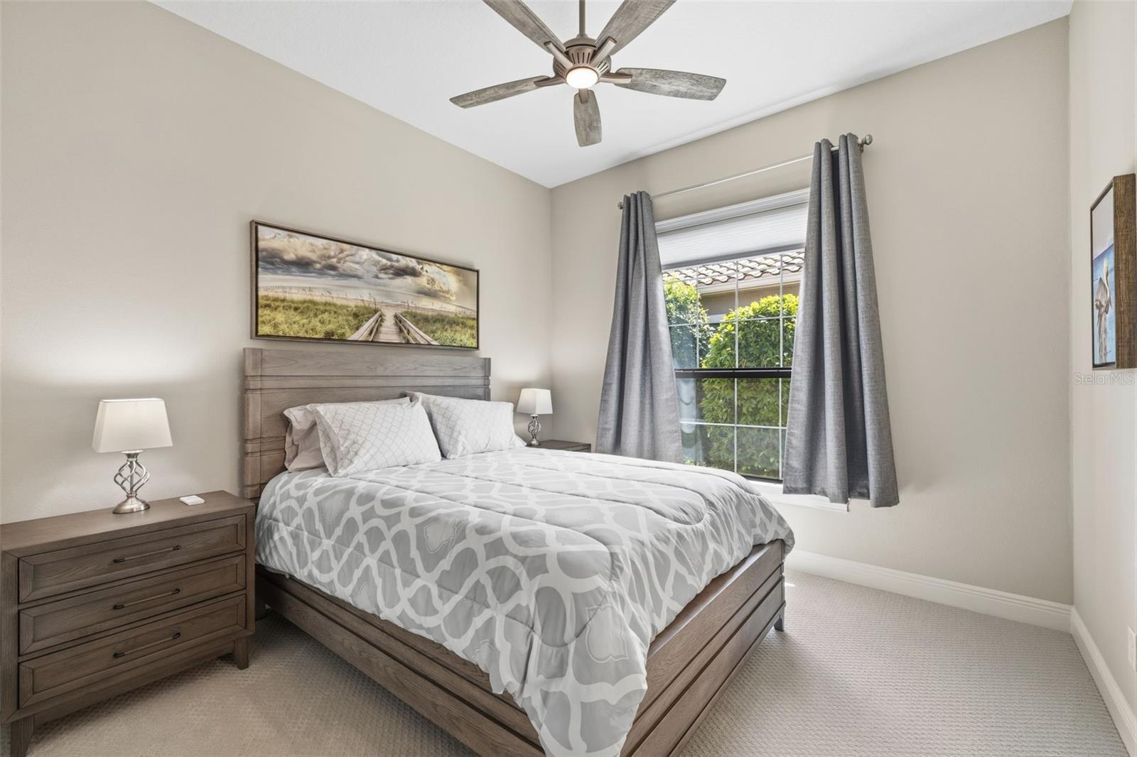 COUNTRY CLUB EAST AT LAKEWD RNCH VV1 - Residential