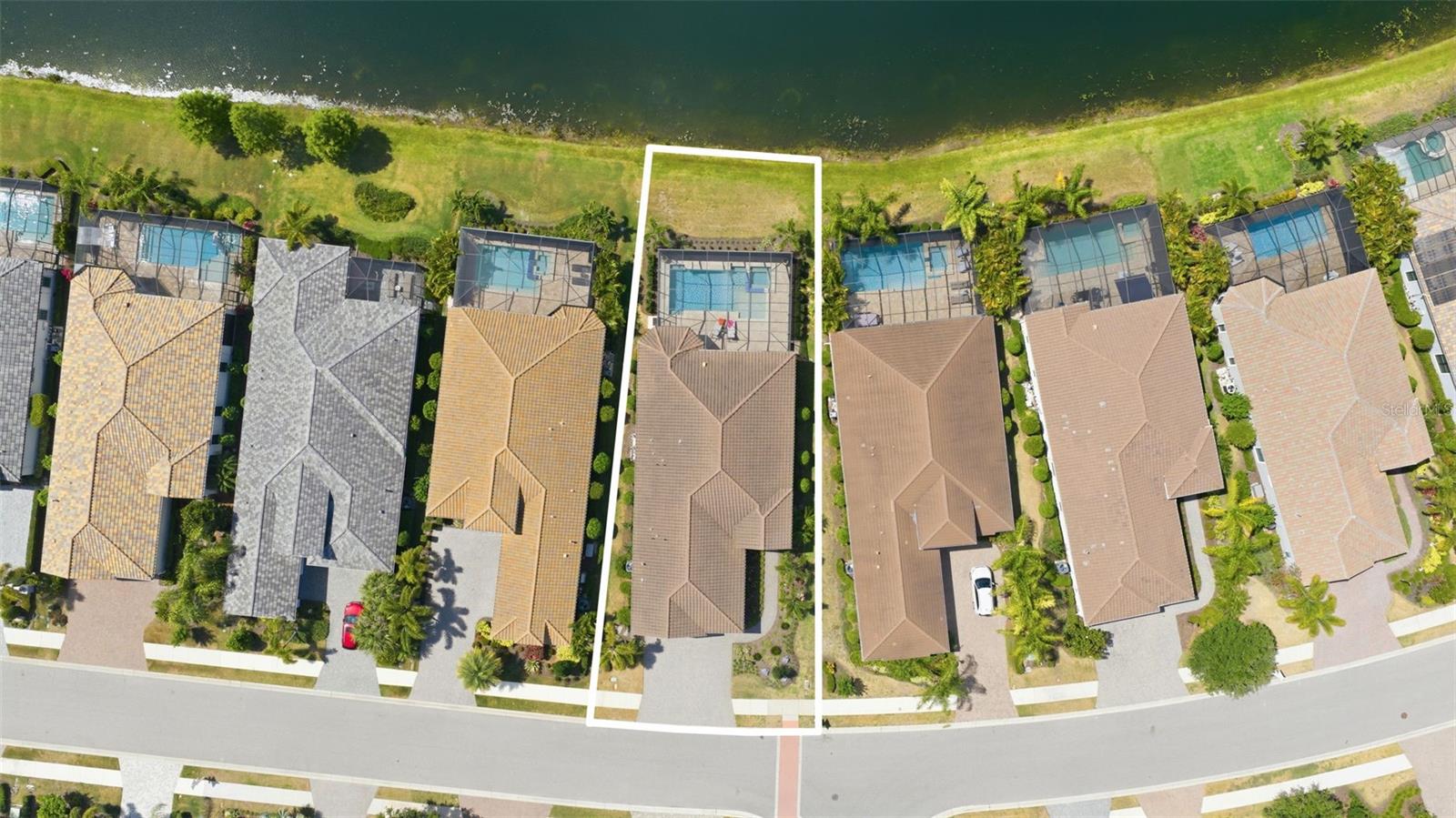 COUNTRY CLUB EAST AT LAKEWD RNCH VV1 - Residential