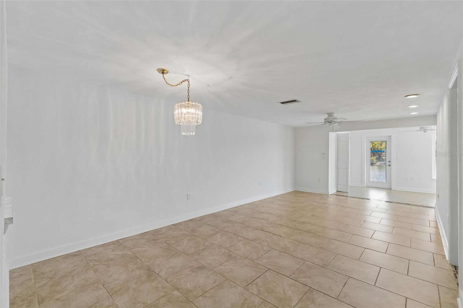 GARDENS BEACON SQUARE - Residential