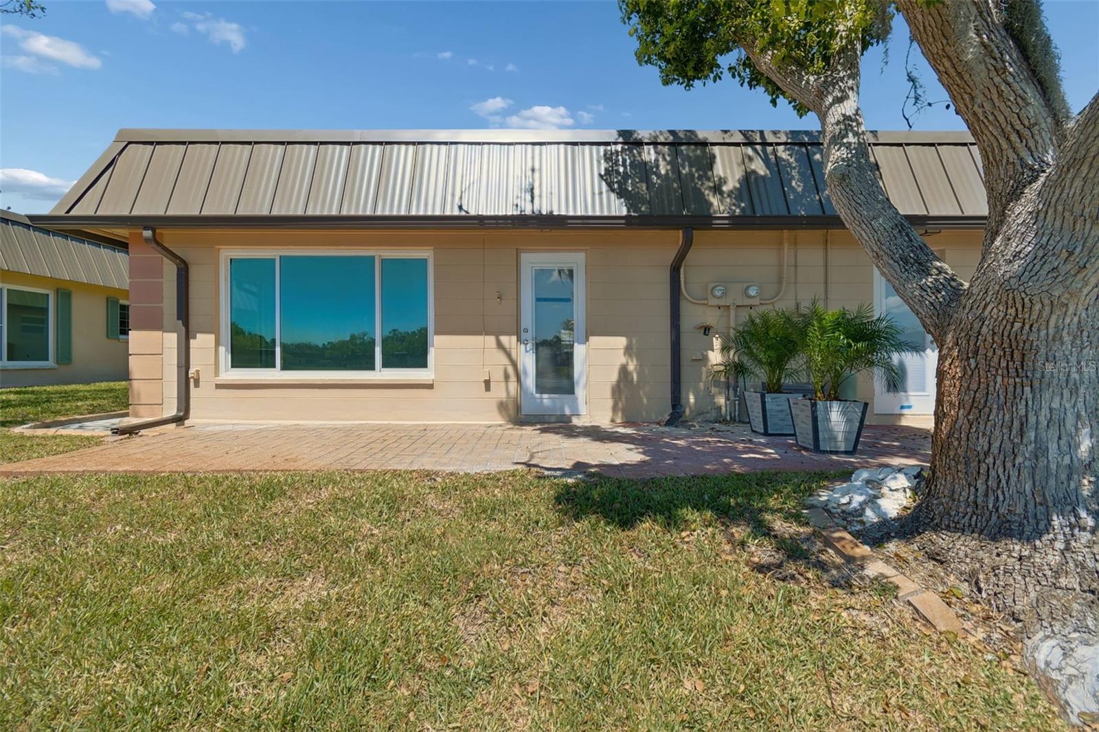 GARDENS BEACON SQUARE - Residential