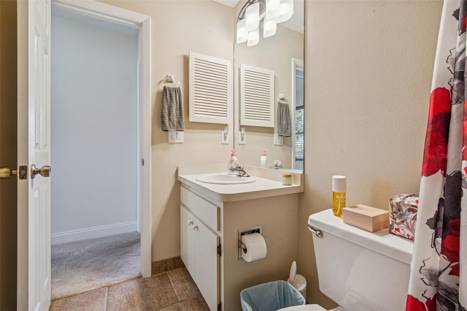 COURTYARD VILLAS - Residential