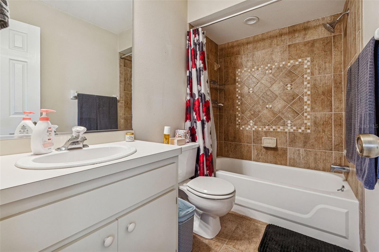 COURTYARD VILLAS - Residential