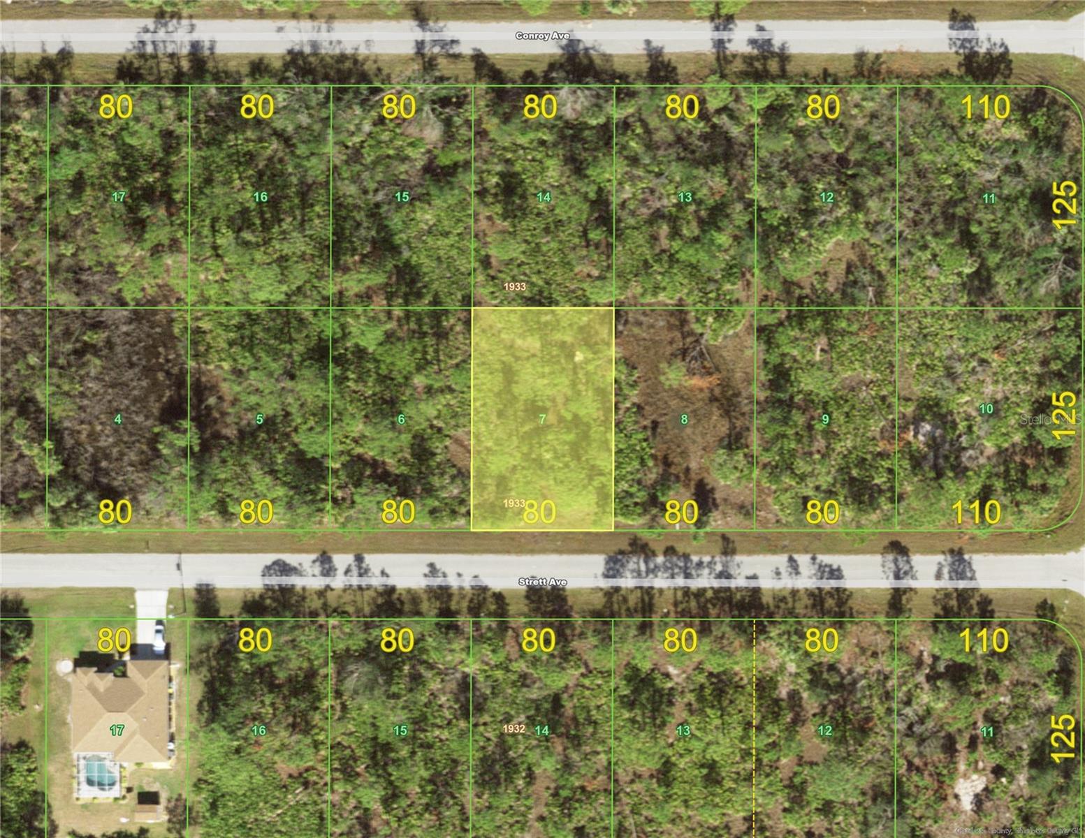 Lovely country-like setting in the waterfront community of Gulf Cove on the banks of the Myakka River. This area is growing with lots of newer homes. Strategically located between the commercial area of Port Charlotte, Murdock, and the pristine gulf beaches of Boca Grande and Manasota Key. The optional homeowner's association offers access to a boat ramp and park.